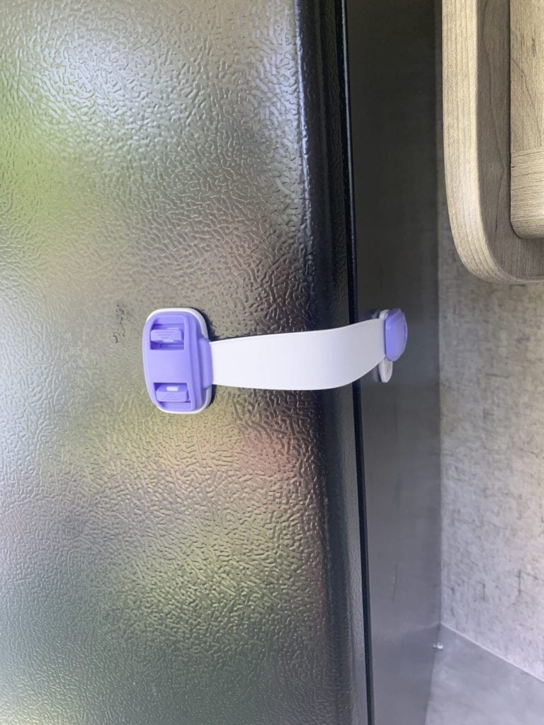 Child Proofing Straps - Closed
